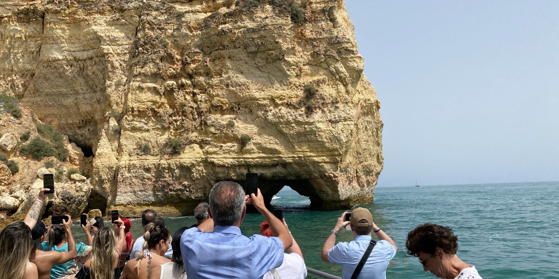 BENAGIL CAVES AND COASTLINE